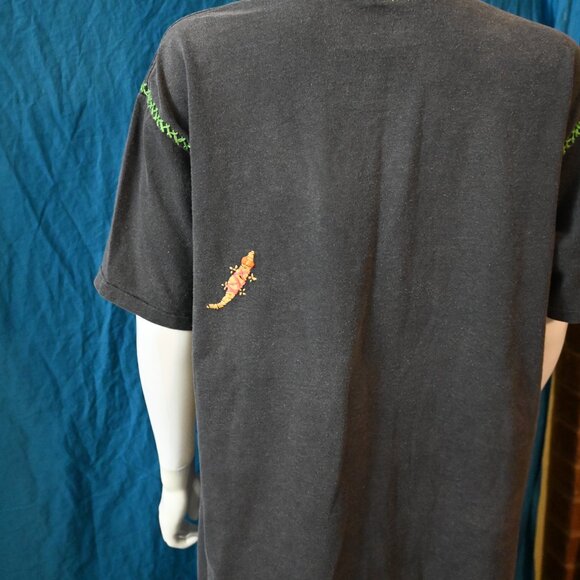 Vintage Decorated Tee - Picture 6 of 8